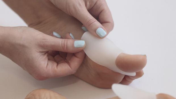 Soft Bunion Brace for Walking That Fits Shoes